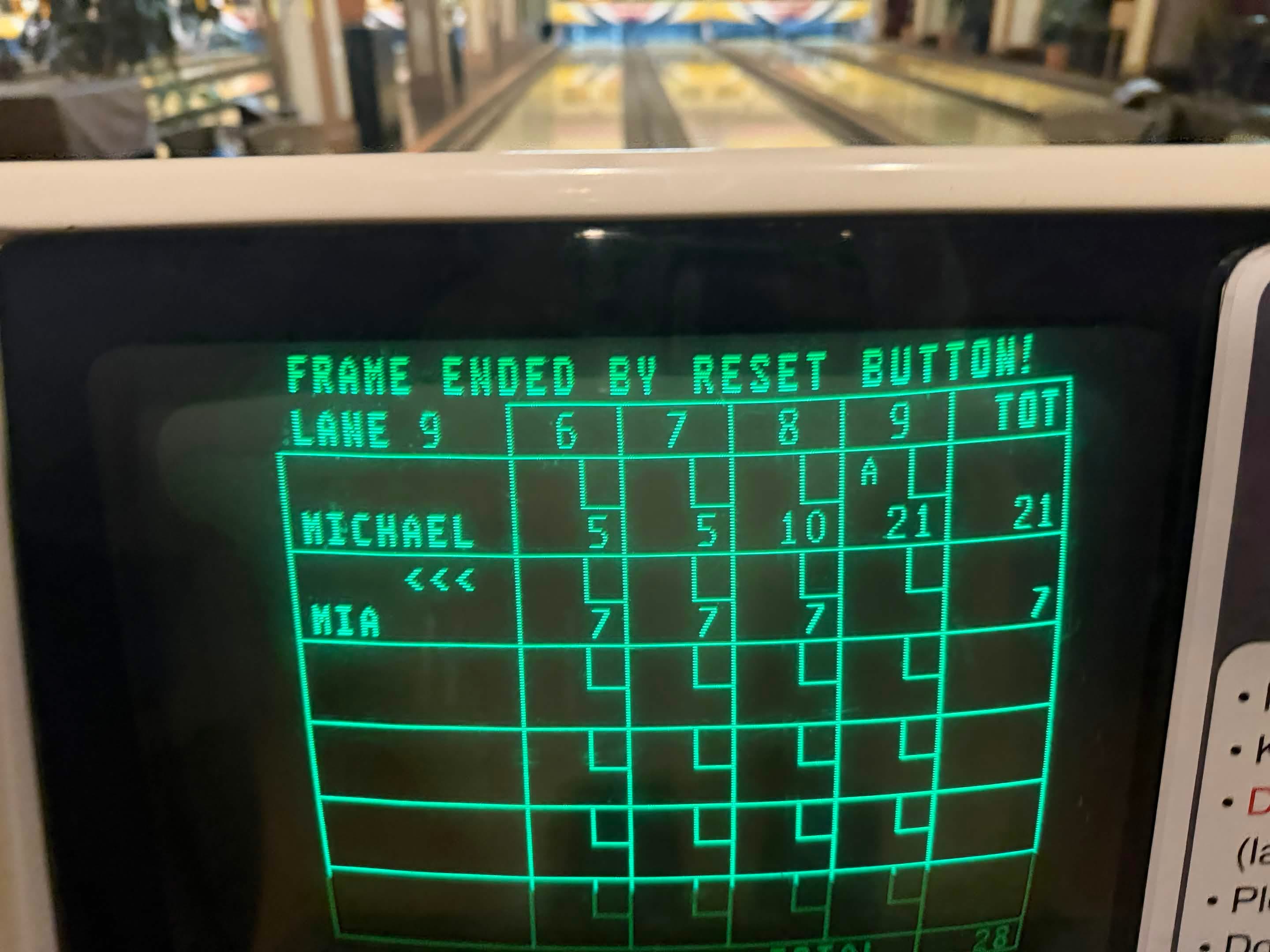A bowling scoreboard showing Mia at seven points after a reset ended the frame.